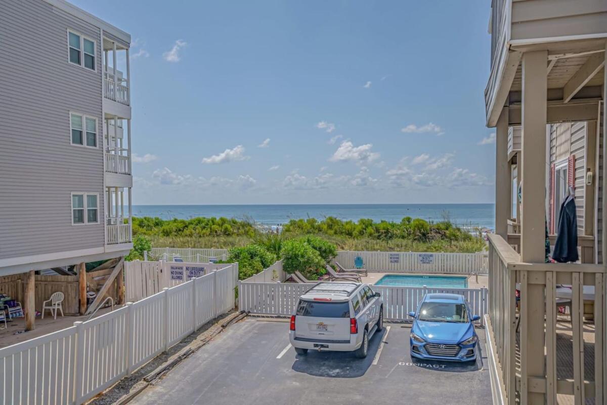 Сasa de vacaciones Seafarer Oceanfront Unit 107 Myrtle Beach